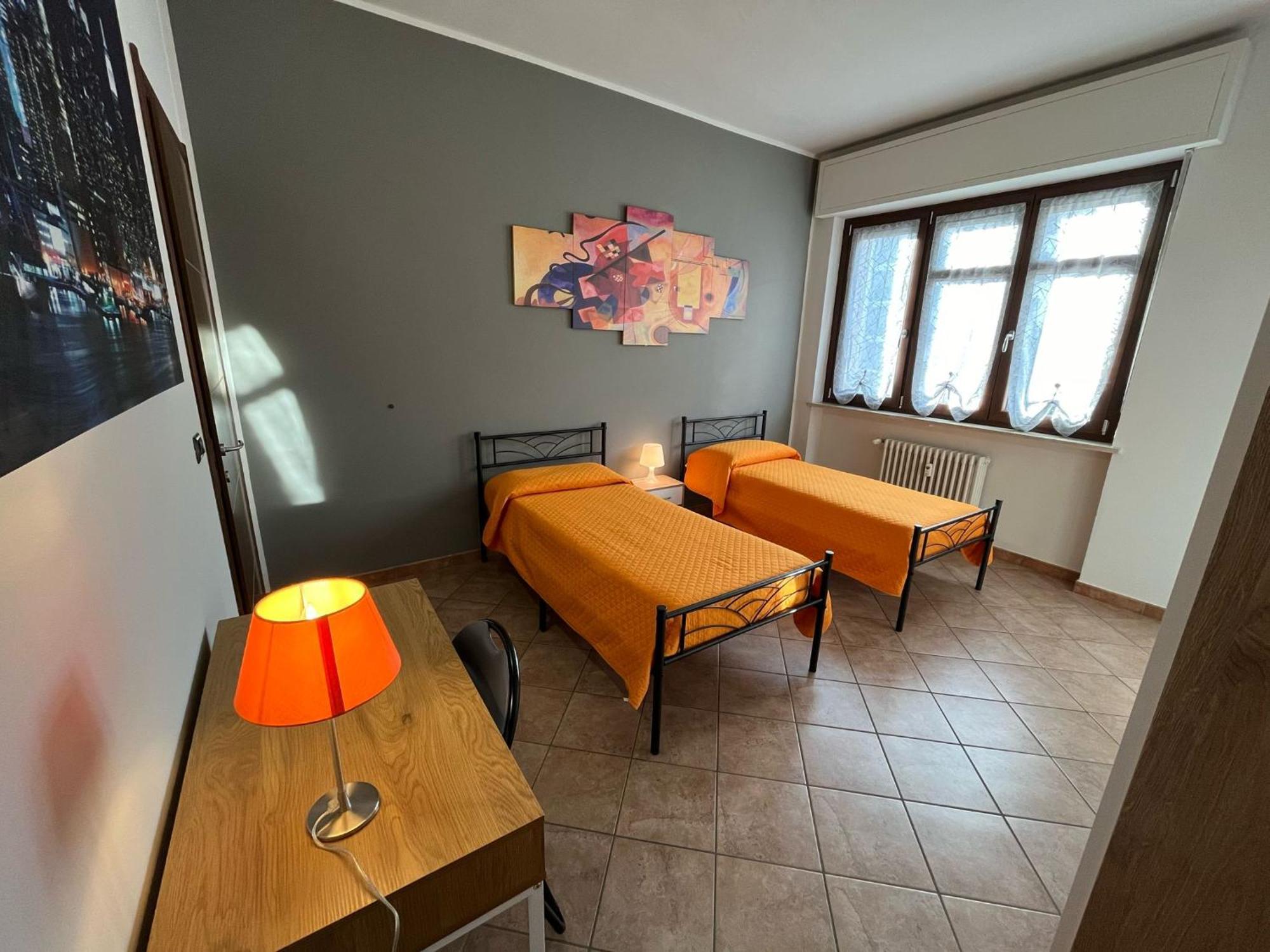 L'Orchidhea Apartment Savigliano Buitenkant foto